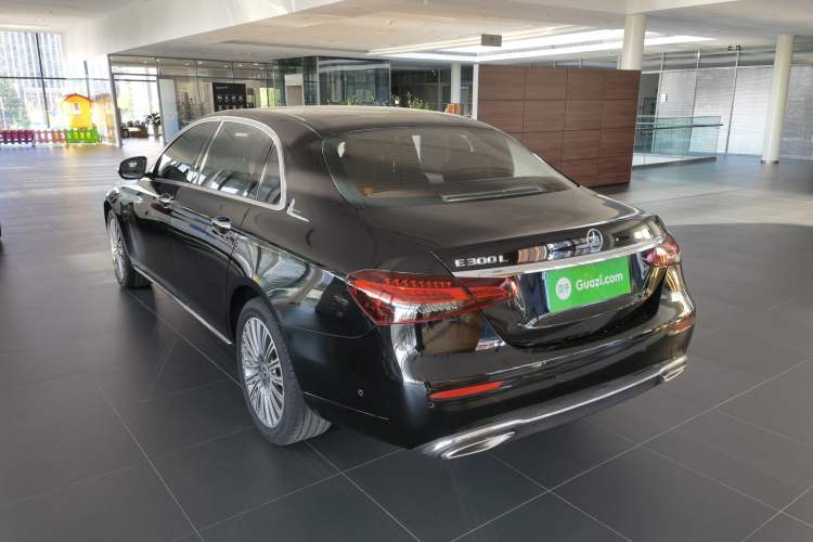 Used Mercedes-Benz E-Class 2023 Updated E 300 L Fashion Edition Rear Left 45 Deg