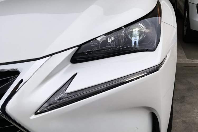 Used Lexus NX 2015 300h Front-Drive Fēngshàng Edition Left Front Headlight