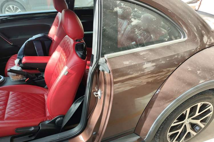 Used Volkswagen Beetle 2016 180TSI Dune Off-Road Edition
