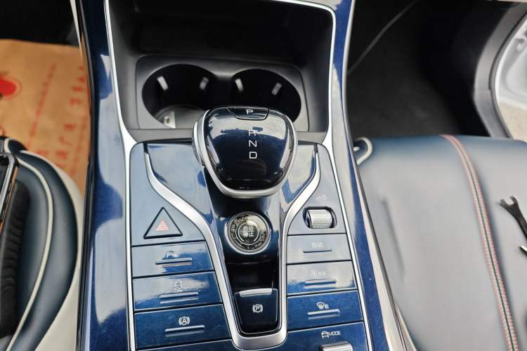 Used BYD Qin PLUS 2021 DM-i 55KM Flagship Model Gear Lever