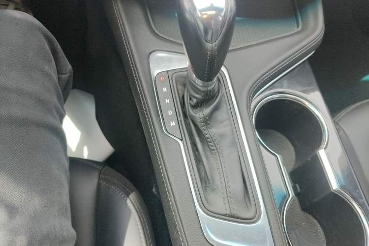 Used Cadillac CT4 2020 28T Fashion Edition Gear Lever