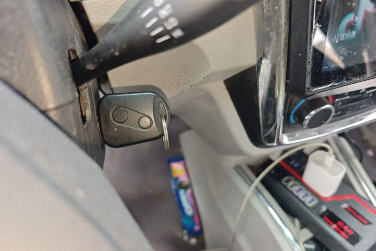 Used Shenzhou DST 5 2020 Pure Electric Van Vehicle Key