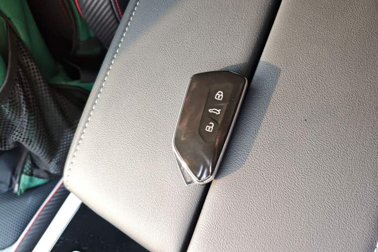 Used Volkswagen Teramont X 2024 380TSI Four-Wheel Drive Longxiang Edition Vehicle Key