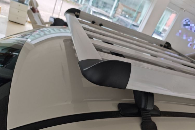 Used Wuling Hongguang MINIEV 2025 Four-Door Version Advanced Edition Roof