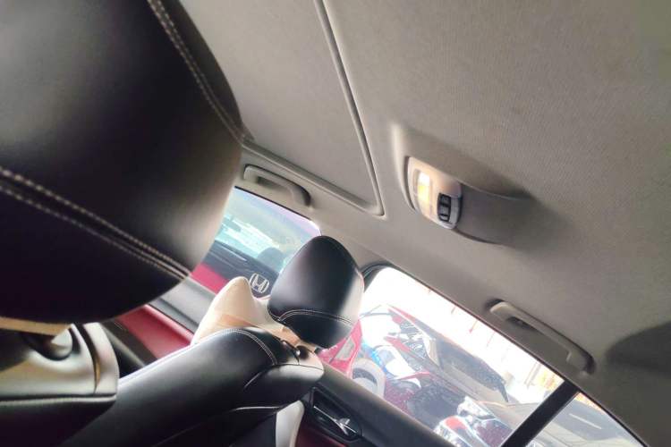 Used BMW 1 Series 2018 118i Leading Model Headliner