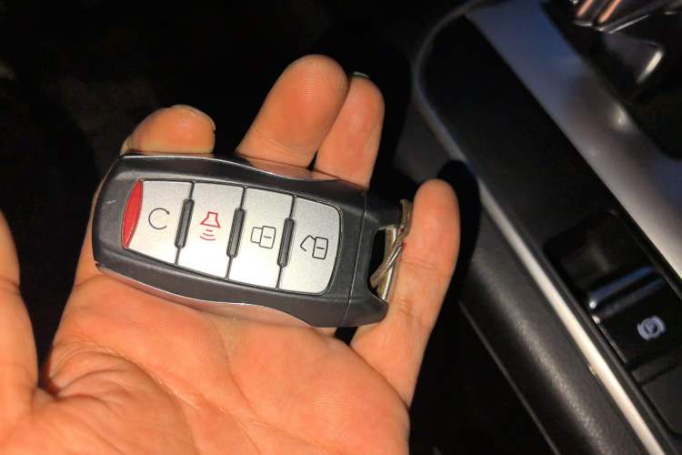 Used Great Wall Poer 2020 2.0T Off-Road Edition Automatic Diesel 4x4 High-End Version GW4D20M Vehicle Key