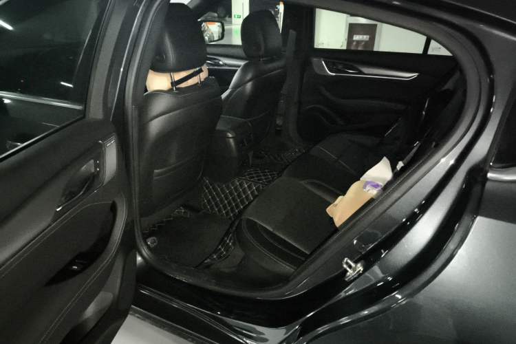 Used Cadillac CT5 2022 28T Luxury Edition Left Rear Seat