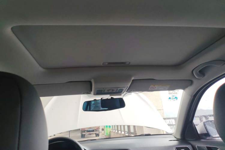 Used Volkswagen Lavida 2017 1.6L Automatic Comfort Edition Headliner