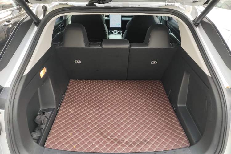 Used Dongfeng Aeolus Mage 2024 HONOR Edition DH-i 1.5T Luxury Model
