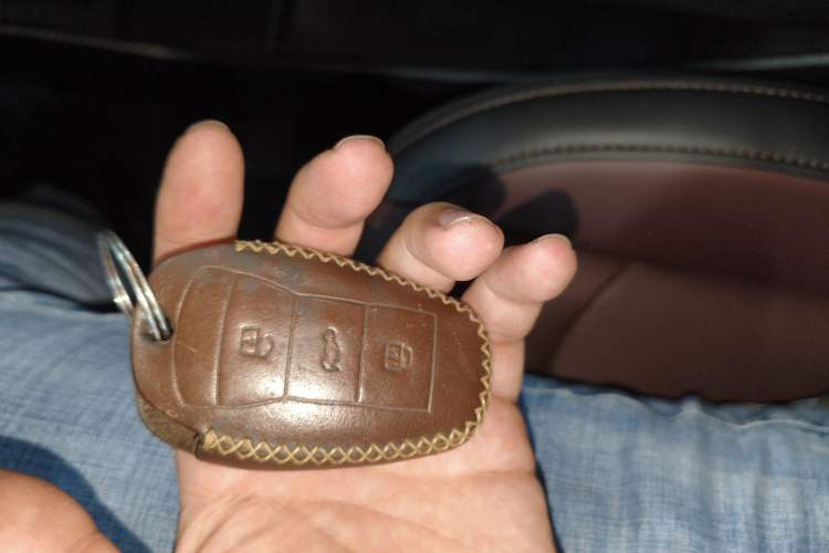 Used SOL X8 PLUS 2023 1.5 TGDI DCT Smart Edition 7-Seater
