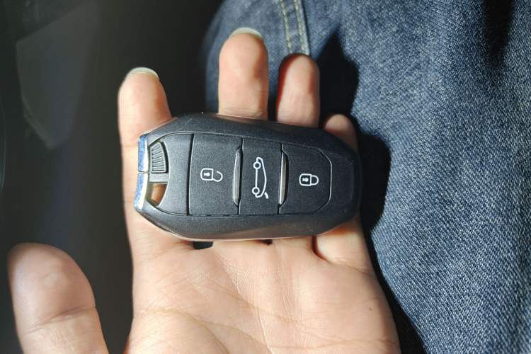 Used DS 6 2018 30THP Prestige Edition
