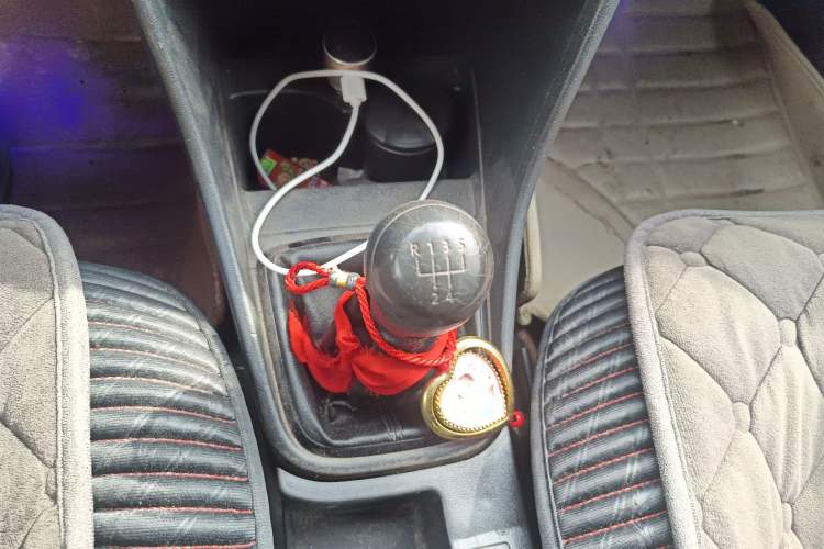 Used Volkswagen Santana 2013 1.4L Manual Fashion Edition
