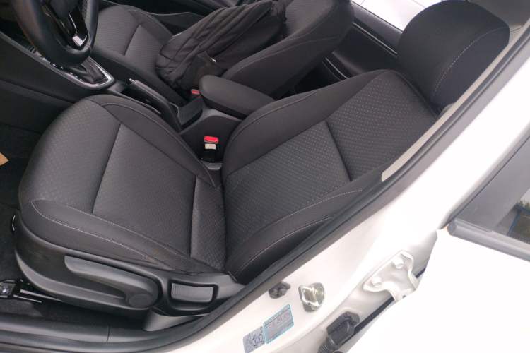 Used Hyundai Celesta 2018 1.6L Automatic GL Enjoyment Edition China VI compliant Left Front Seat