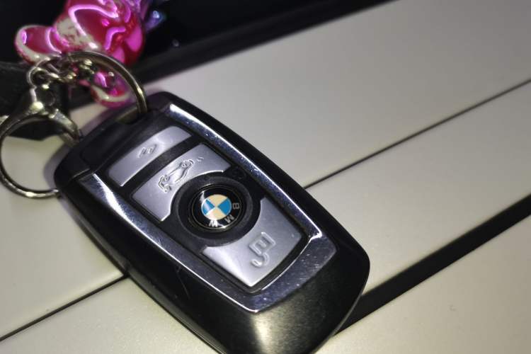 Used BMW 5 Series 2014 525Li Luxury Design Package
