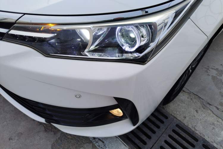 Used Toyota Corolla 2017 Revised Version 1.2T S-CVT GL-i