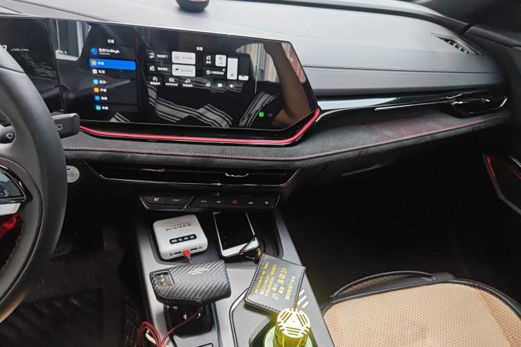 Used CHANGAN OSHAN X5 PLUS 2023 1.5T DCT Excellence Edition Audio And AC Panel