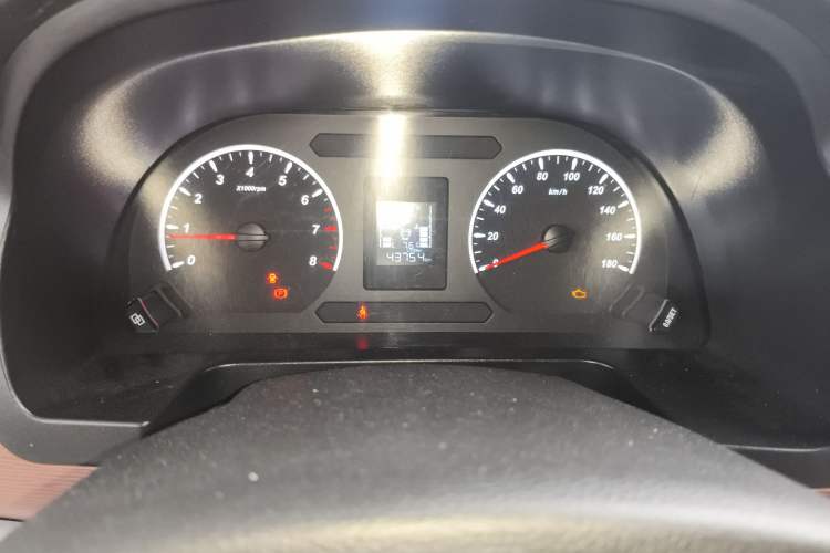 Used FORTHING Lingzhi 2020 M5 1.6L Practical Model