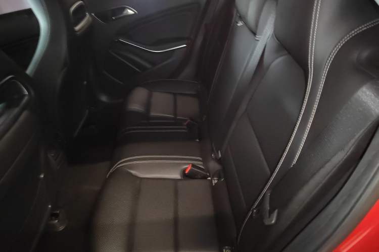 Used Mercedes-Benz GLA 2016 GLA 200 Sport Edition Left Rear Seat