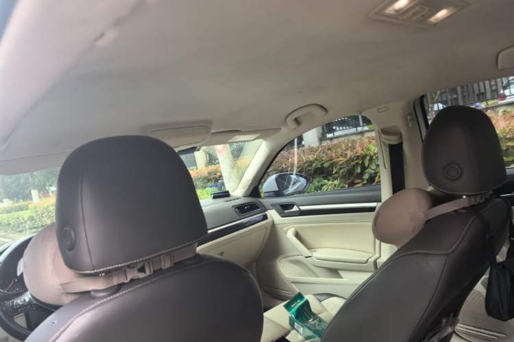 Used Volkswagen Lamando 2015 280TSI DSG Comfort Edition Headliner