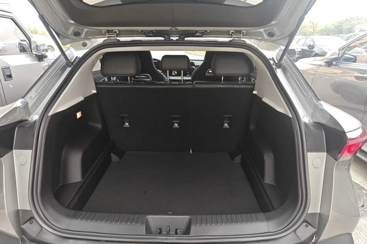 Used Chery Tiggo 5x 2025 High-Energy Version 1.5T CVT Comfort Model Trunk