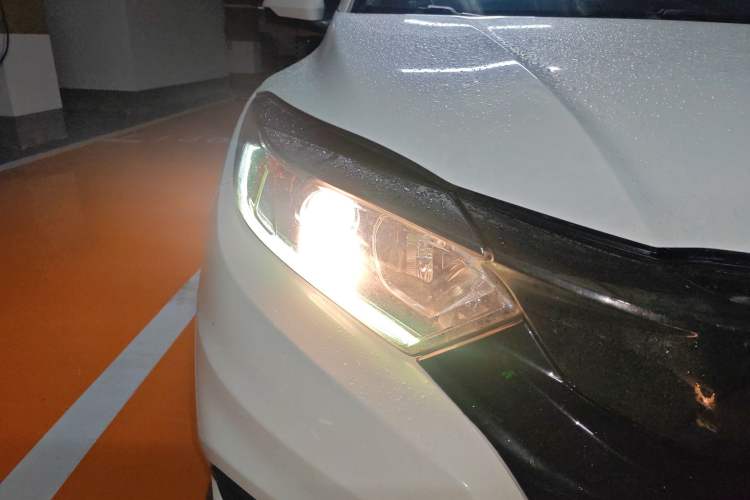 Used Honda Vezel 2019 1.5L CVT Pioneer Edition China VI