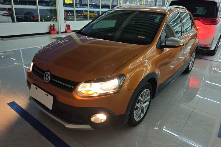 Used Volkswagen Polo 2016 1.4L Cross Polo Automatic