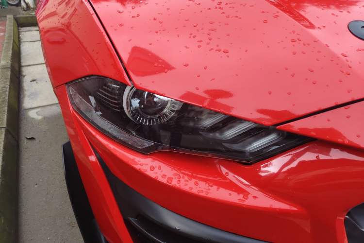 Used Ford Mustang 2019 2.3L EcoBoost Right Front Headlight