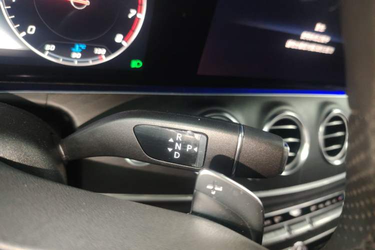 Used Mercedes-Benz E-Class 2019 Restyled E 300 L Sporty and Stylish Edition
