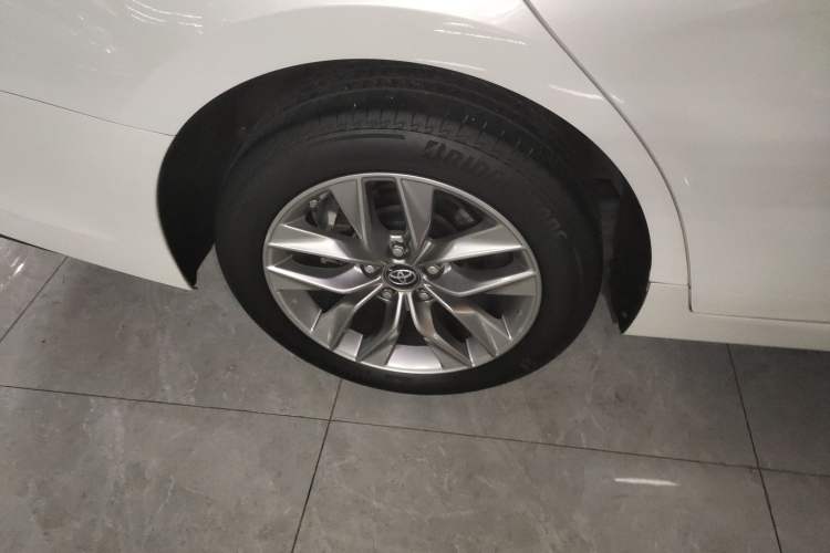 Used Toyota Avalon 2019 2.0L Ambition Edition China VI