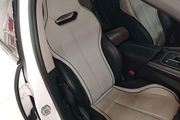 Used BYD Destroyer 05 2024 Honor Edition DM-i 120KM Luxury Model
