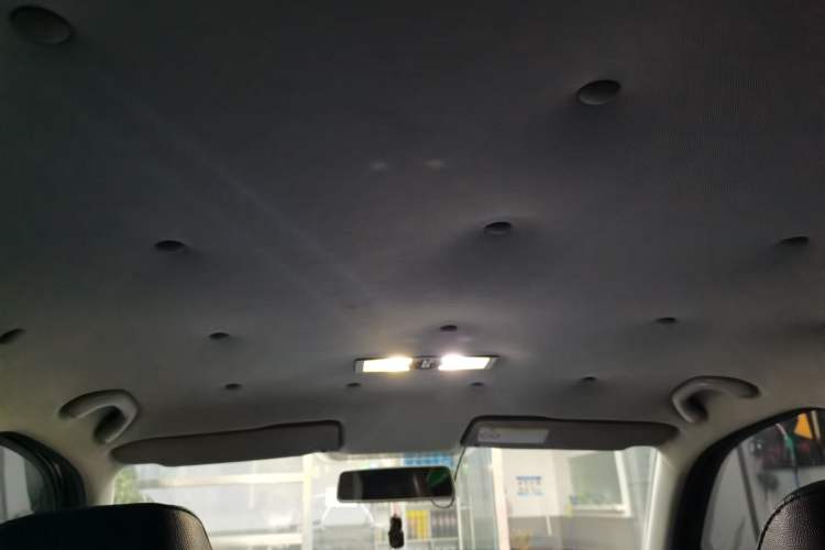 Used Volkswagen Lavida 2015 1.6L Automatic Fashion Edition Headliner