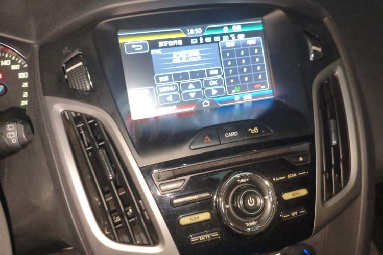 Used Ford Focus 2012 Hatchback 1.6L Automatic Fashion Edition
