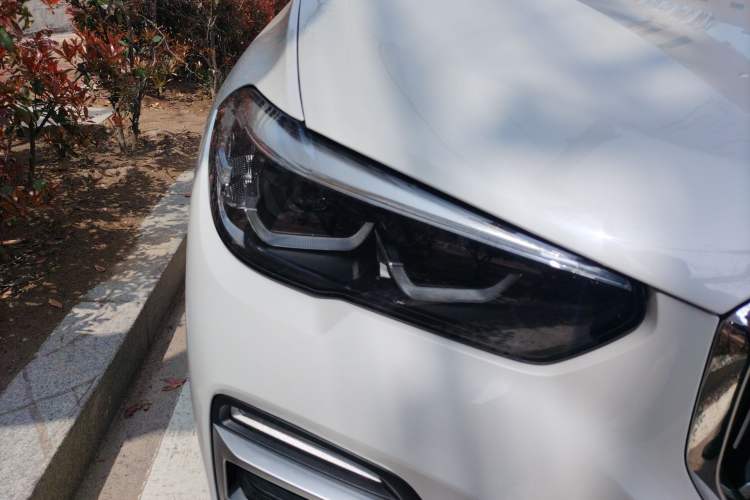 Used BMW X5 2021 xDrive30i X Design Package Right Front Headlight