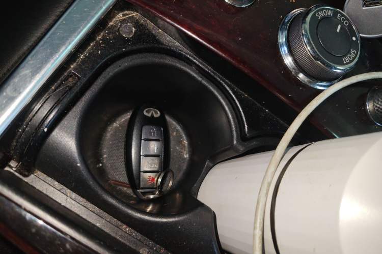 Used Infiniti Q70 2013 Q70L 2.5L Comfort Edition
