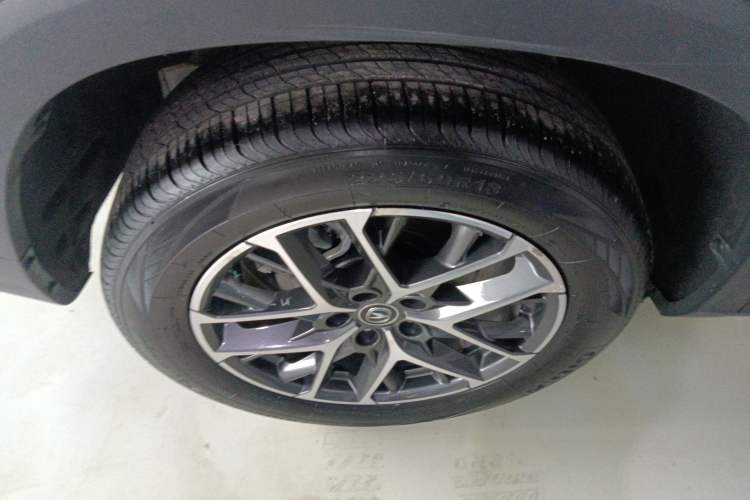 Used CHANGAN CS75 PLUS 2022 Classic Edition 1.5T Automatic Pioneer Model Right Rear Wheel Hub