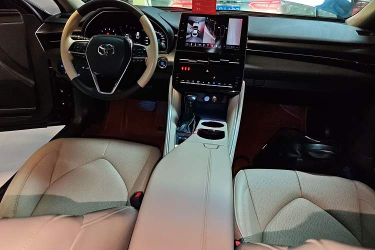 Used Toyota Avalon 2023 2.0L Luxury Edition Audio And AC Panel