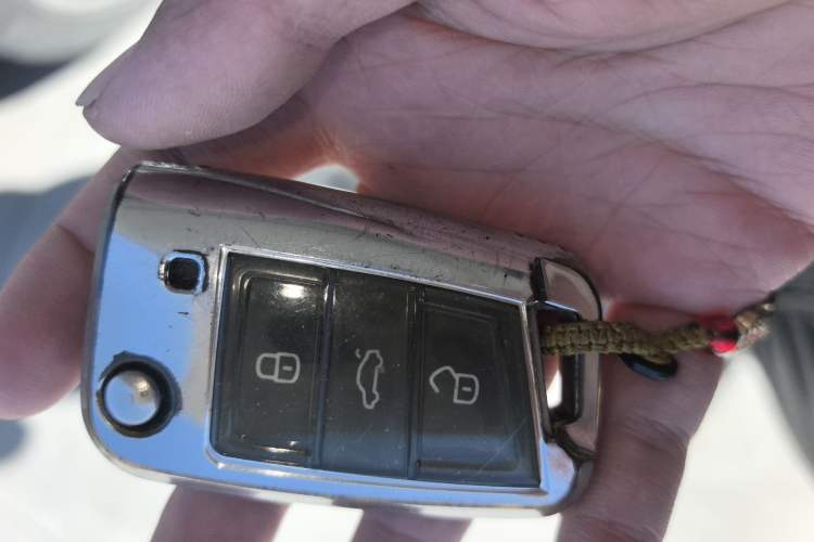 Used Volkswagen Tharu 2019 280TSI Two-Wheel Drive Flagship Version China VI Standard Vehicle Key