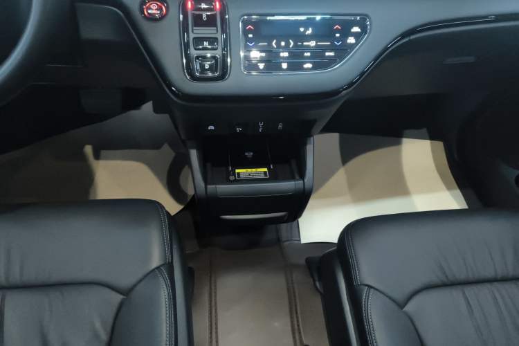 Used Honda Elysion 2024 2.0L eHEV Luxury Edition