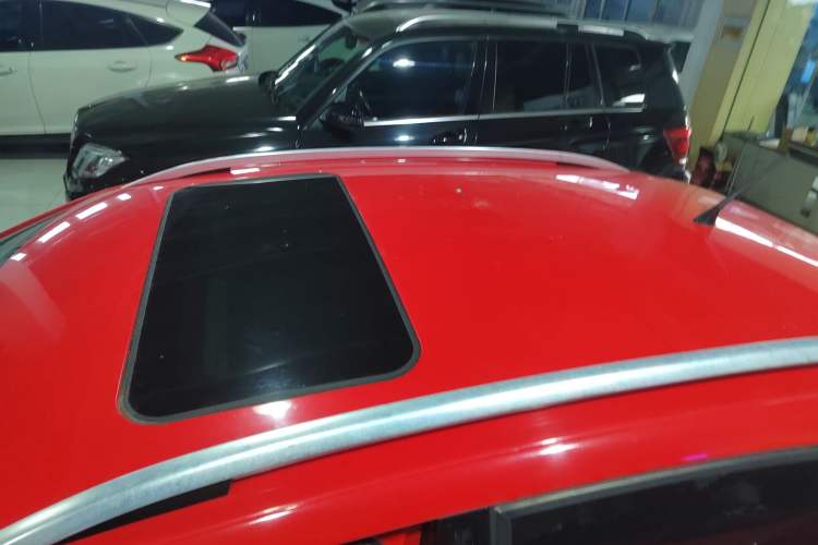 Used Volkswagen Polo 2014 1.6L Cross Polo Automatic Roof