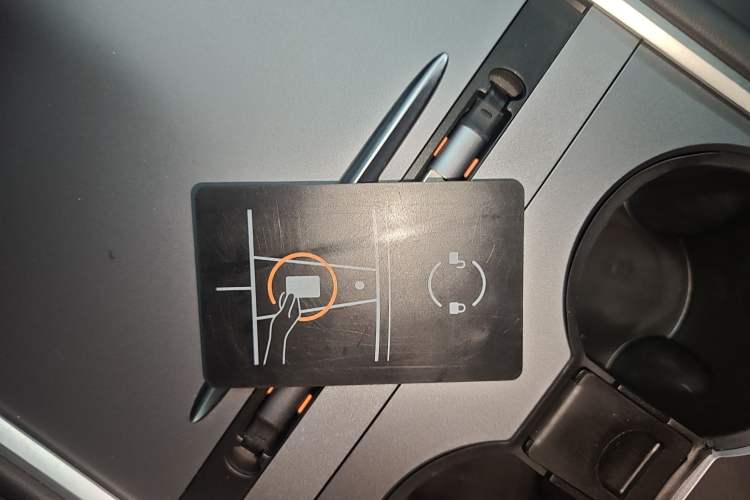 Used Tesla Model 3 2022 Rear-Wheel-Drive Version Vehicle Key