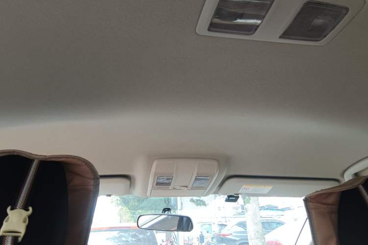 Used Mazda 3 Axela 2014 Sedan 1.5L Automatic Comfort Model Headliner