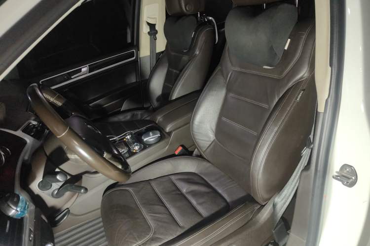 Used Volkswagen Touareg 2017 3.0 TSI Touareg Model Left Front Seat