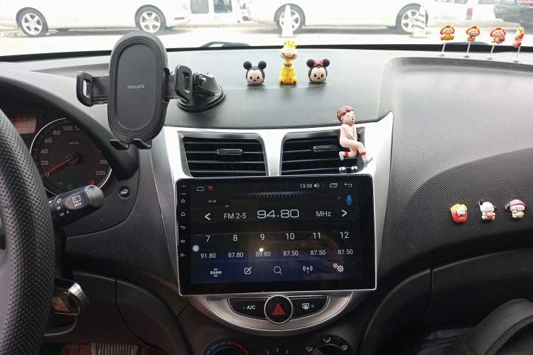 Used Hyundai Verna Ray 2014 1.4L Automatic GLX Audio And AC Panel