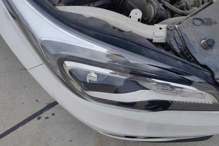 Used Buick Envision 2016 20T Two-Wheel-Drive Elite Model Right Front Headlight