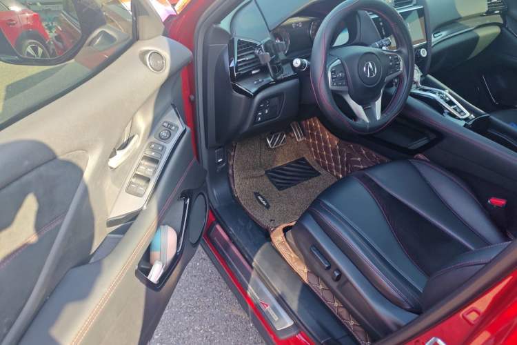 Used Acura CDX 2021 1.5T Two-Wheel Drive Luxury · A-Spec Sport Model
