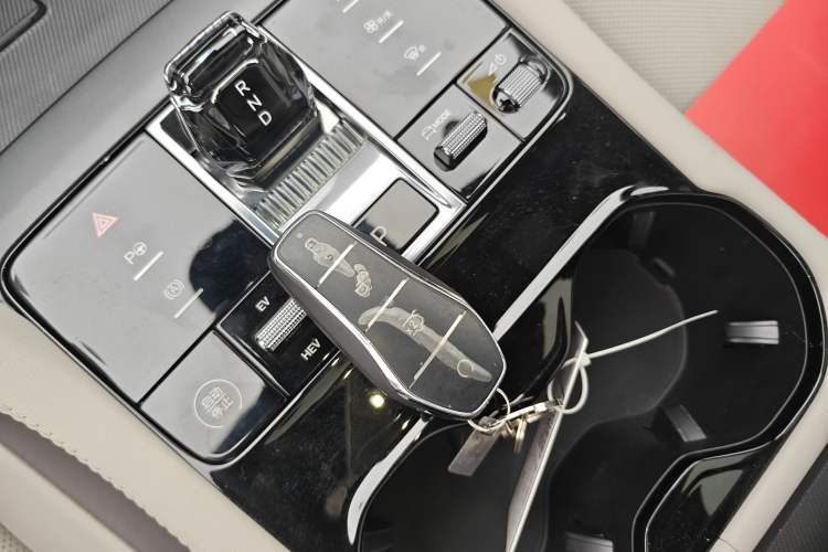 Used BYD Song PLUS New Energy 2025 DM-i Smart Drive 112KM Prestige Model
