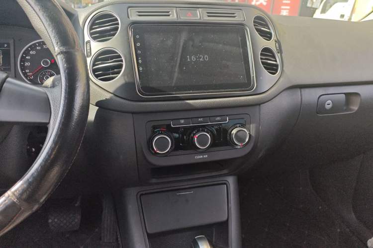 Used Volkswagen Tiguan 2015 1.8TSI Automatic Two-Wheel Drive Trend Edition
