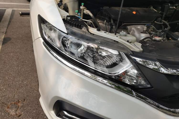 Used Honda Jade 2017 1.8L automatic Comfort version 5 seats Right Front Headlight