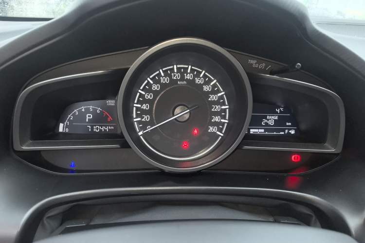 Used Mazda Mazda 3 Axela 2017 Sedan 1.5L Automatic Comfort Model Emission Standard China V