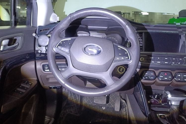 Used GAC Trumpchi GS4 2017 235T Automatic Two-Wheel Drive Luxury Smart Connectivity Version Steering Wheel